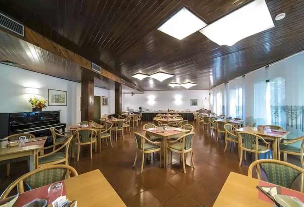 La Vecchia Cartiera Hotel Colle Val D'Elsa Luaran gambar
