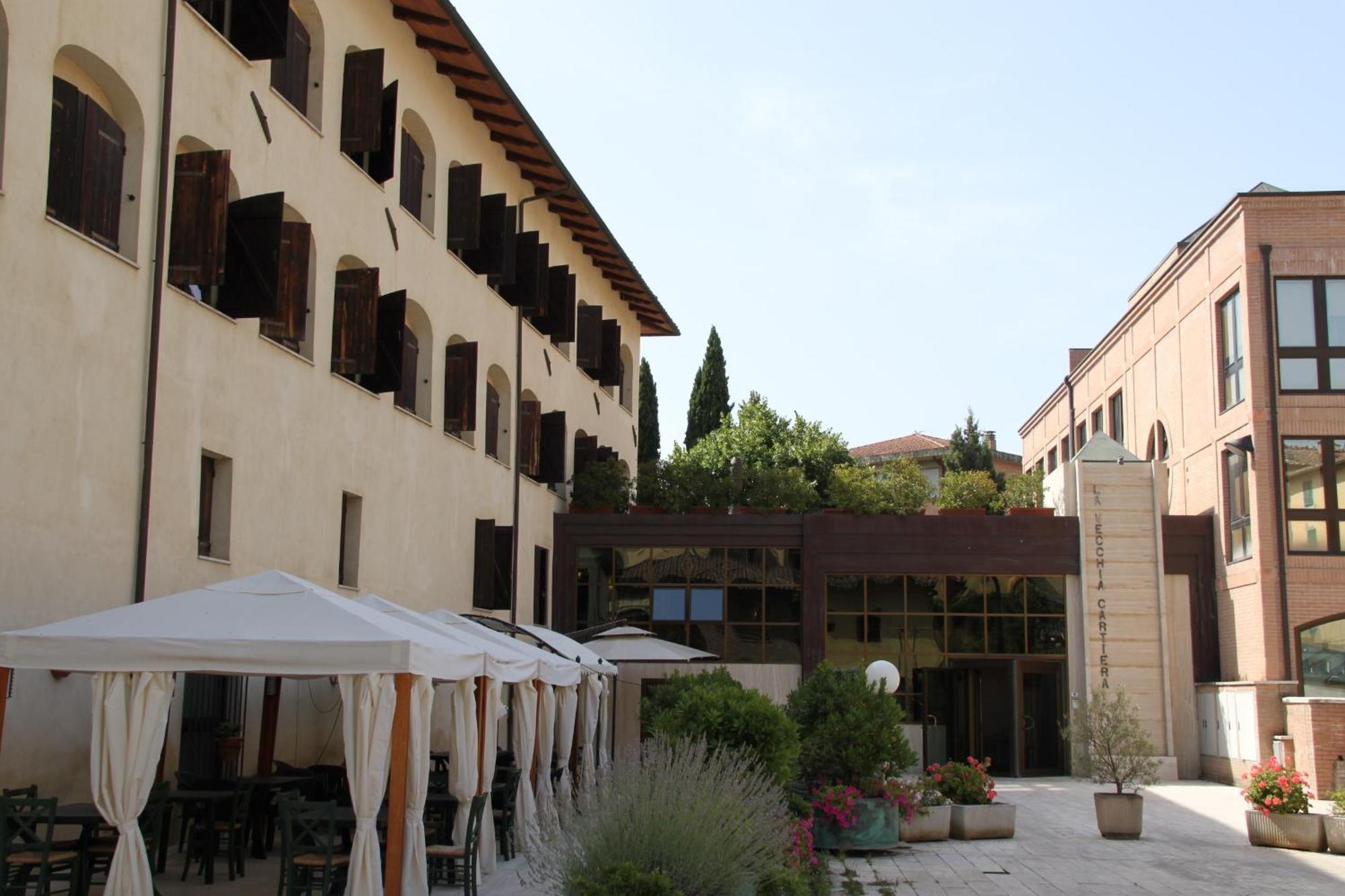 La Vecchia Cartiera Hotel Colle Val D'Elsa Luaran gambar