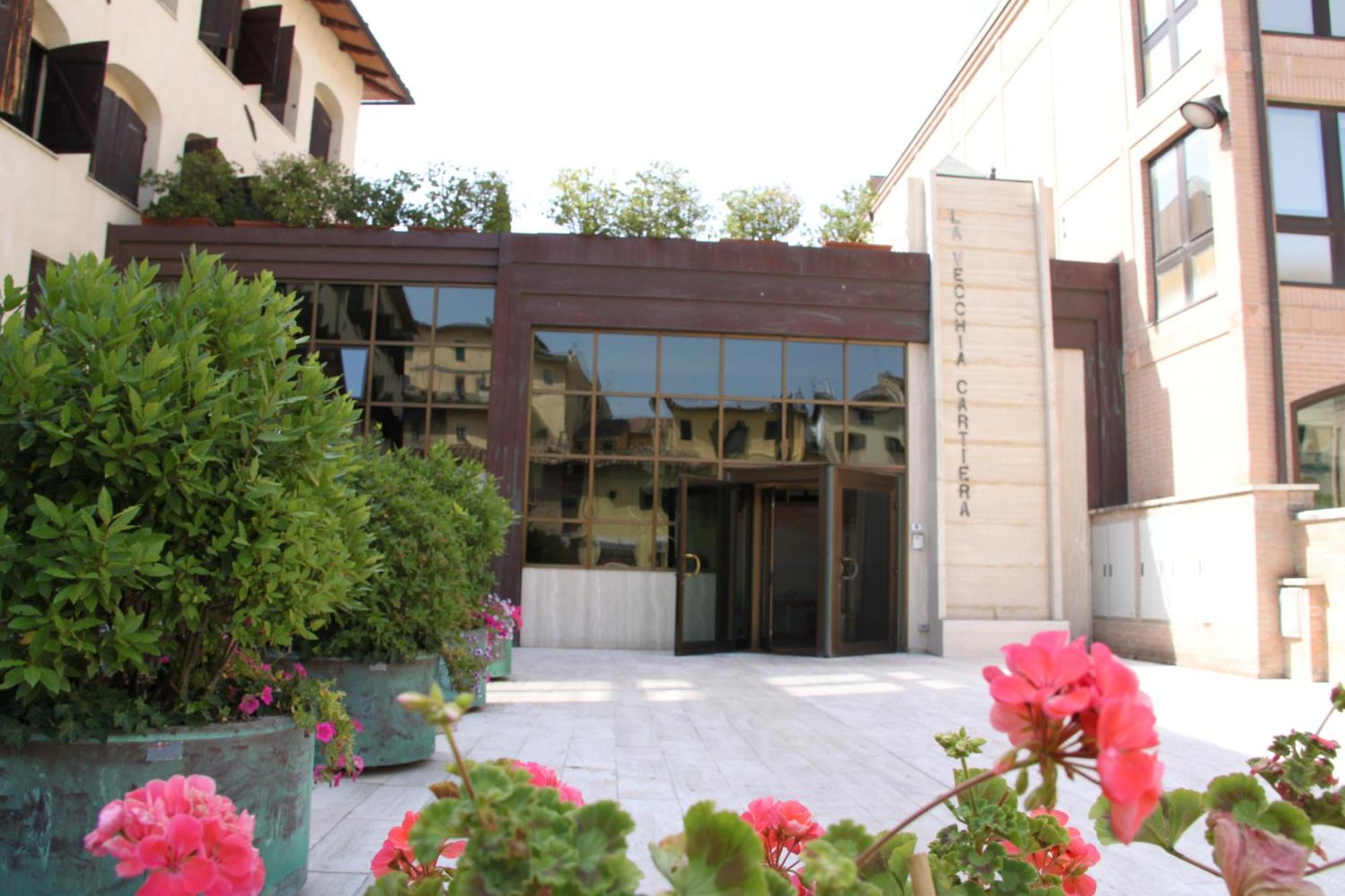 La Vecchia Cartiera Hotel Colle Val D'Elsa Luaran gambar