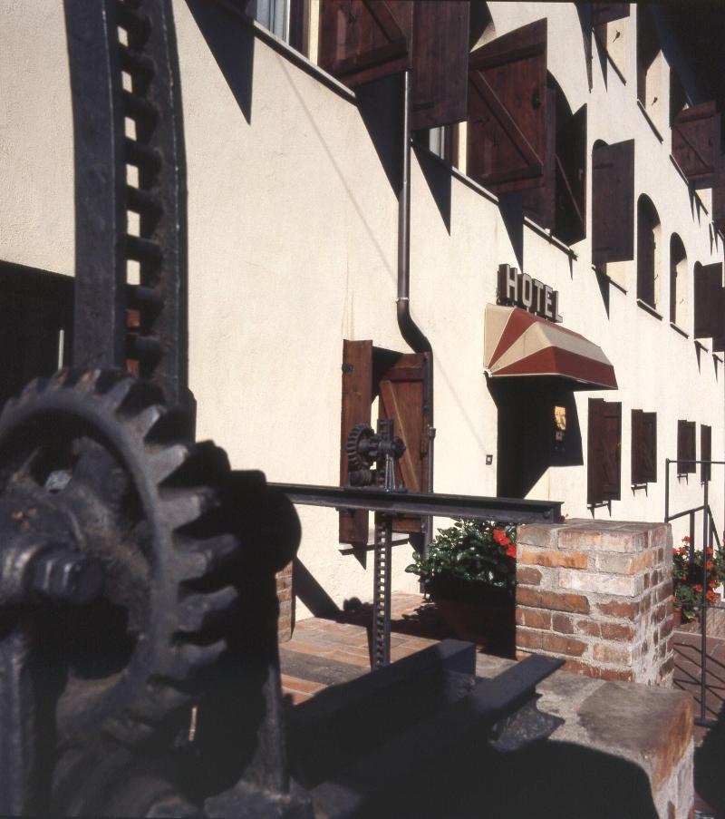 La Vecchia Cartiera Hotel Colle Val D'Elsa Luaran gambar